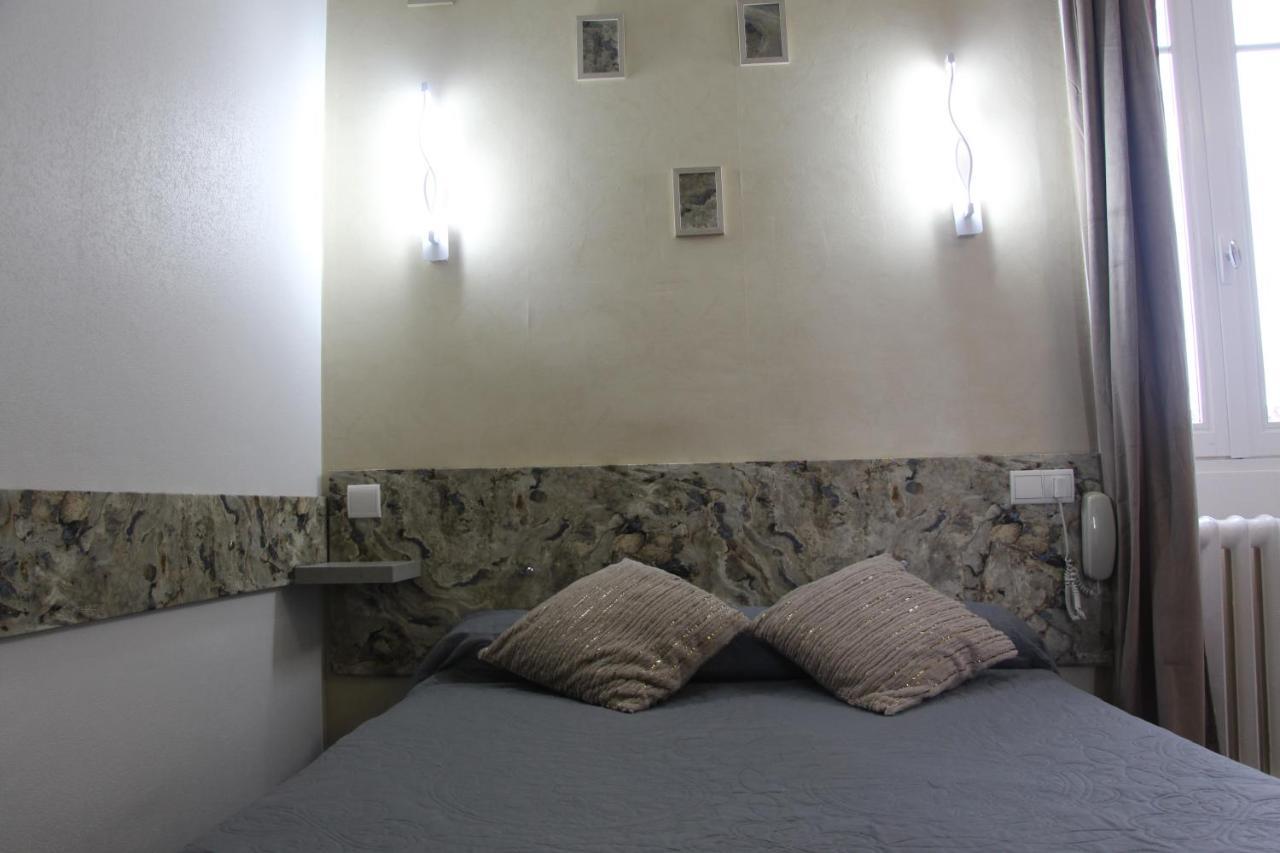 Hotel Au Chapon Fin Poitiers Ngoại thất bức ảnh
